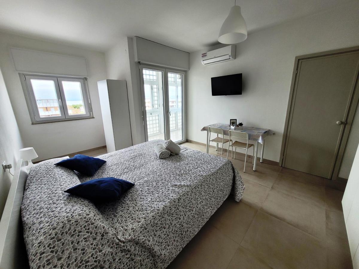 Rosato Double Lagoon & Sunset View Apartment Lignano Sabbiadoro Exteriör bild